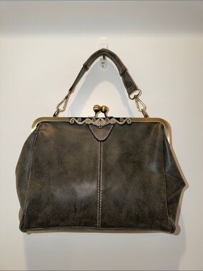 Vintage Faux Leather KISS Lock bag with gold trim & accents